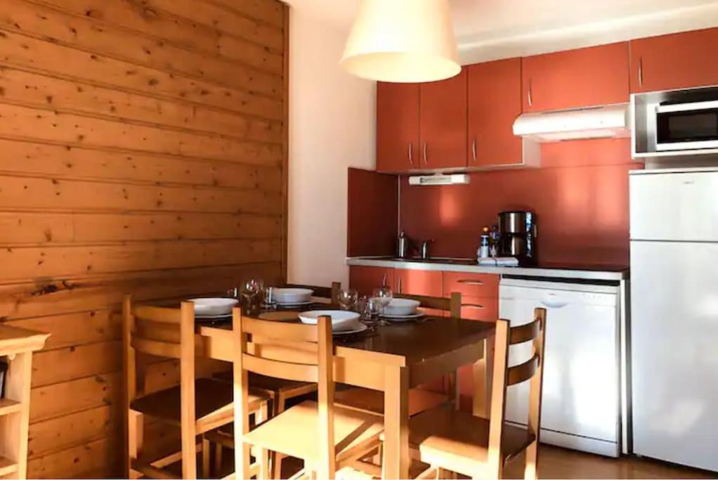 Charmant T3 Avec Vue Montagne Et Parking Privatif Фон-Ромё Экстерьер фото